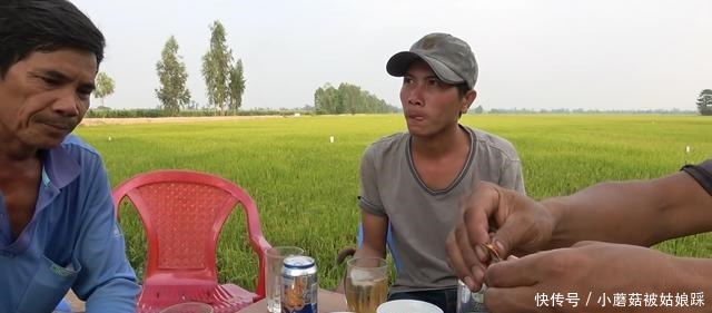 去越南玩当地朋友请我吃“烤肉干”,知道是什么肉,后悔没多吃点!