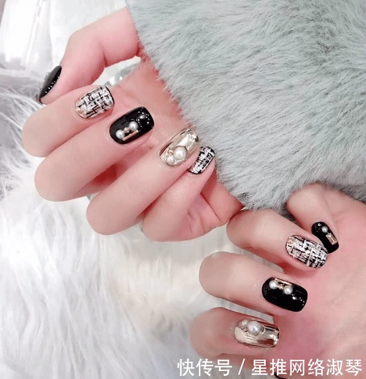 超有名媛范儿的甜美小香风美甲，精致不浮夸，千万别错过