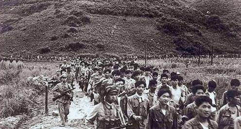 朝鲜|在朝鲜战场,他喊错一句话,竟活捉了50名俘虏,其中还有一女兵