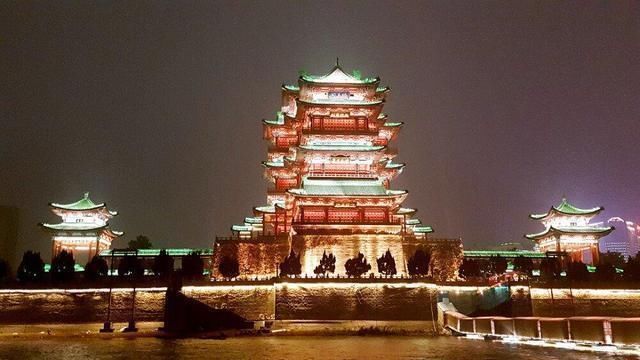 下联|众口称赞的2副绝妙对联，水平真的厉害，难怪人们赞不绝口