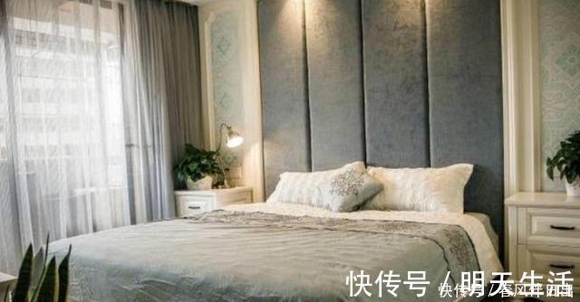 沙发|现在都不流行客厅装沙发了,聪明老婆这样设计,入住后太实用了