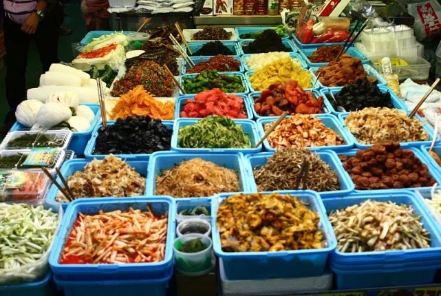 慢性疾病|大蒜是高血压的“发物”?医生:不想血管“报废”,2种素食尽量别吃