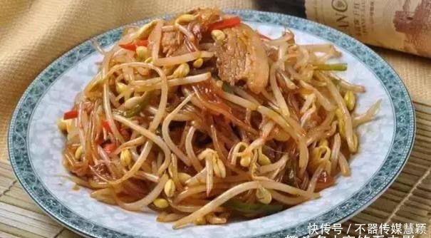 豆豉|美食推荐:手撕杏鲍菇、黄豆焖排骨、豆芽炒粉、豆豉双椒鸡片做法