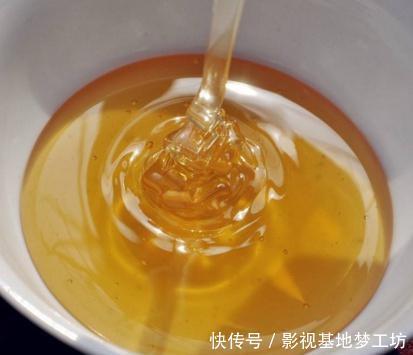 肌肤|蜂蜜加它每天敷脸,一周肌肤白哲红润,淡斑效果非常好