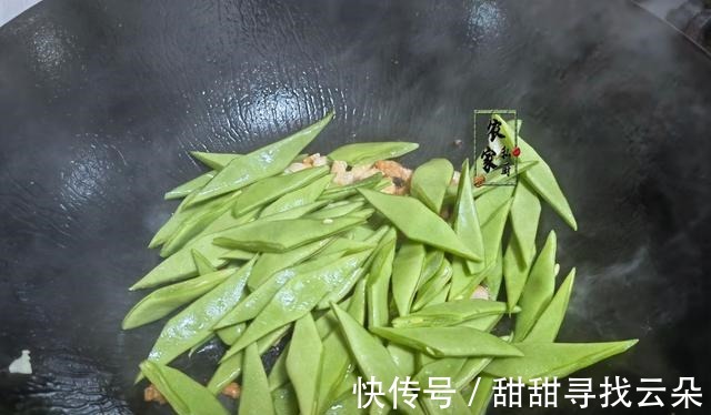脆爽|入秋后,少吃黄瓜空心菜多吃它,营养好正当季,每天炒一盘脆又香!