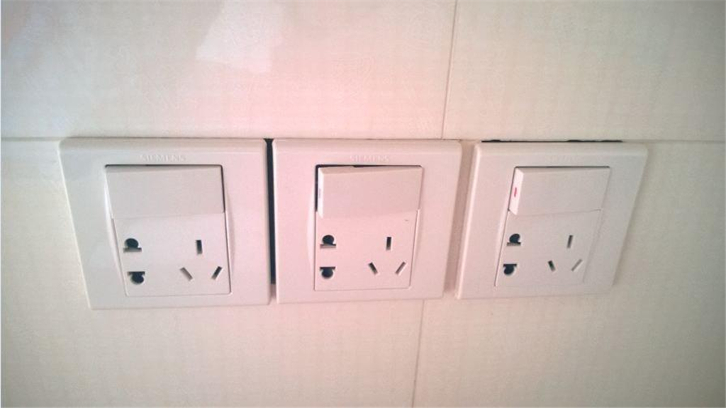 插座|厨房装修特别后悔的6件事，我先哭为敬，大家千万别踩坑