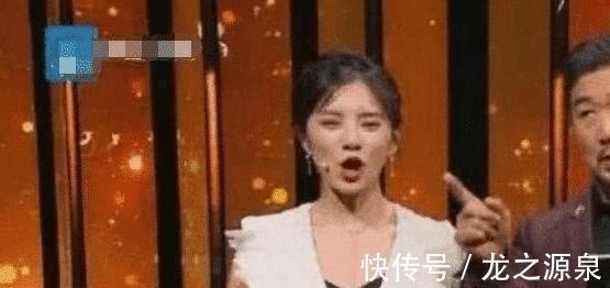 张国立|女主持人穿衣失误,少穿一件衣服,张国立硬是1小时目不斜视!