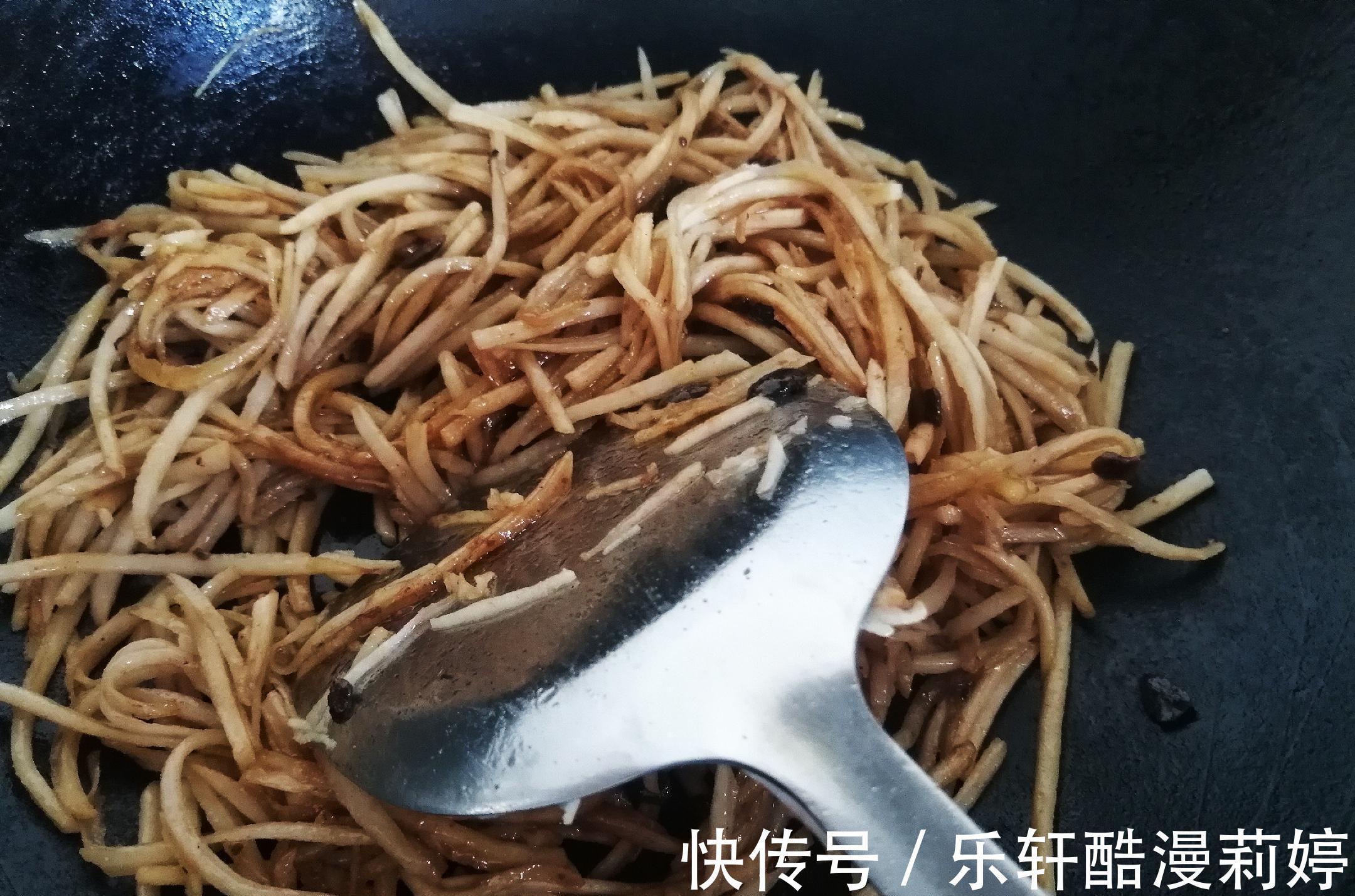 芋头|九月,遇见这碱性蔬菜别手软,营养极高,口臭消失了,肠道通畅了