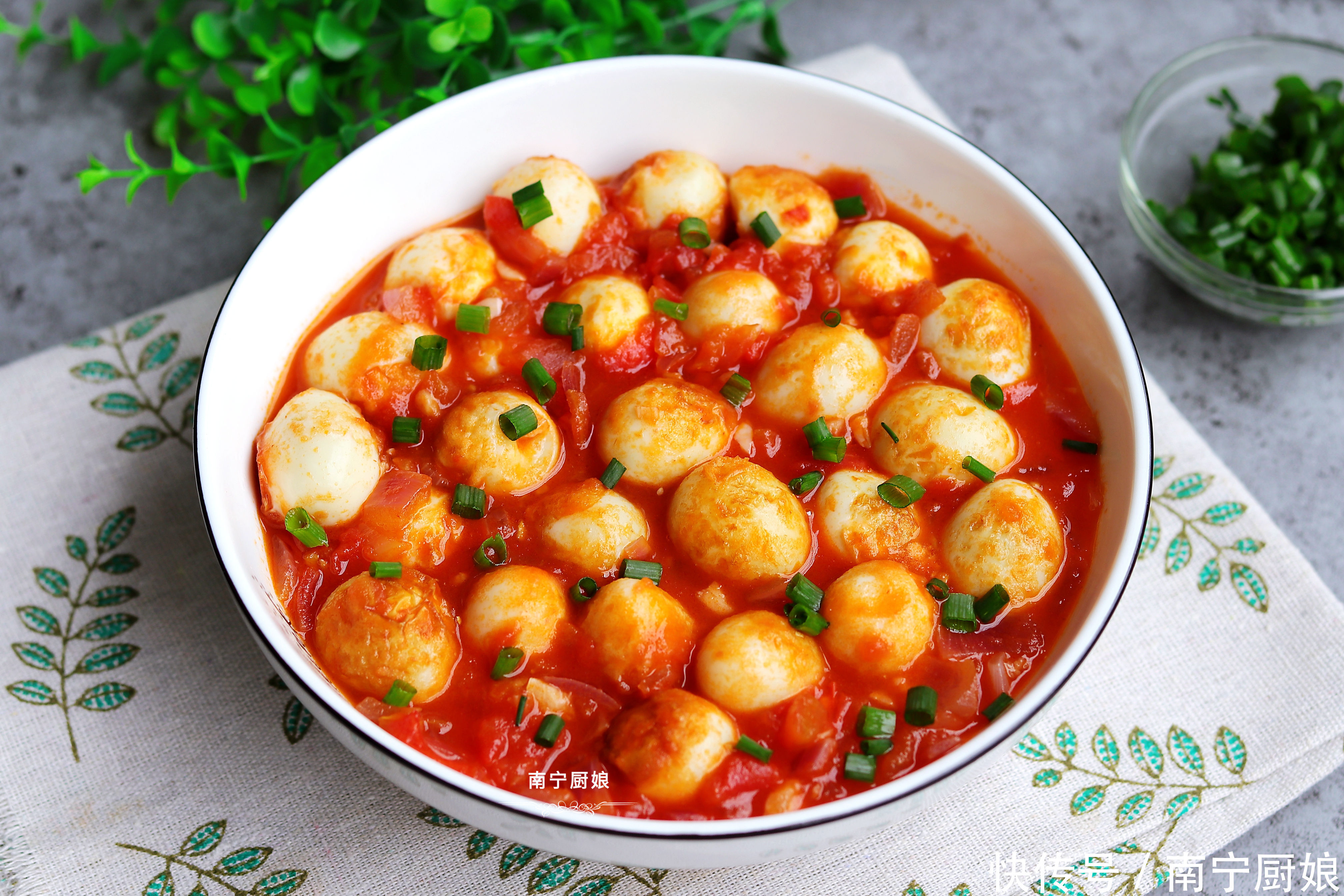 茄汁虎皮鹌|秋天,吃猪肉牛肉不如吃它,营养是鸡蛋的2倍,女人常吃对皮肤好