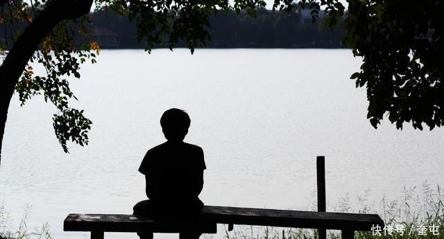 《罗织经》的智慧:对付身边的小人,运用这三招,让对方无处躲避