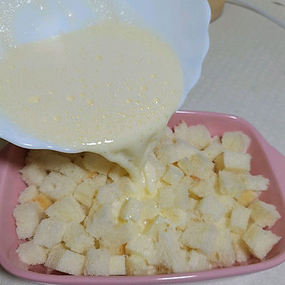 烤蛋奶土司布丁
