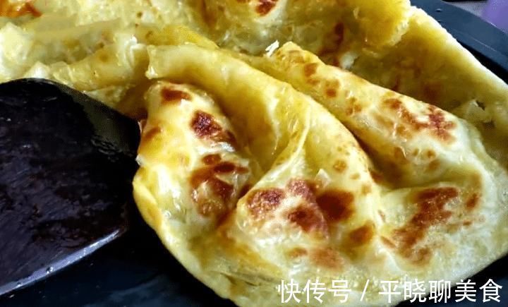 冬天，我家最馋此面食，烙一烙1分钟出锅，暄软劲道，层次多