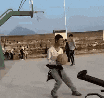 |搞笑动图:妹子,你这是相亲成功了吗?