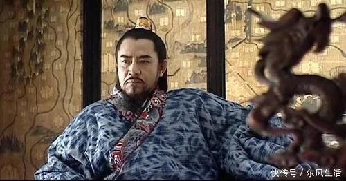 作者|这首诗全篇都是千古名句,几乎人人都会背,但作者是谁却少有人知