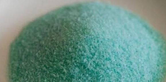 遍寻不到“酸性土”的情况下，该怎么让养花土从碱性变酸性？