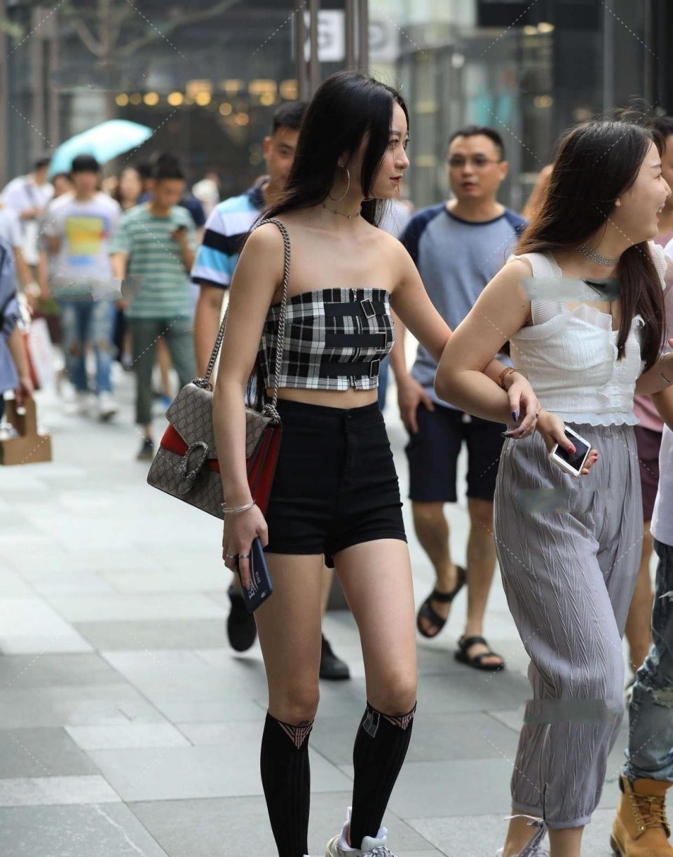 穿搭 微胖单身小姐姐，气质不输当红明星，为什么没人喜欢呢？