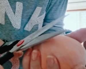 引发食欲的五彩缤纷小鱼面的做法，好看又好吃