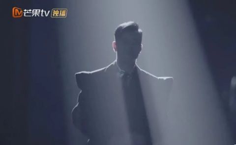 谢天华|《披荆斩棘的哥哥》“大湾区”爆笑不断，应采儿竟逼陈小春做这件事？