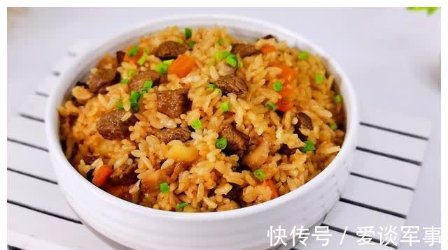 土豆牛肉焖饭|春天,多用这3种食材给孩子做菜,营养补脑,贵也别省,别不懂