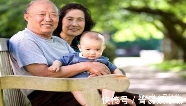 养老|人到晚年,钱和子女哪个更靠谱?80岁老母用“亲身经历”告诉你