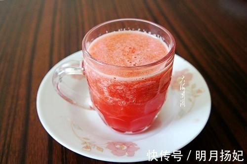 榨汁杯|减肥最狠的水果,比香蕉管用!体重降了下来,隔天排出黑臭巨篇!