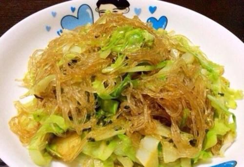 全家|此菜5元做一锅,全家围着吃!酸甜可口,早餐都省了,赛过面条