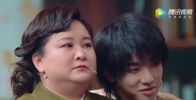 沈腾为什么要连打baby三枪呢?也许只有“蠢人”贾玲能明白