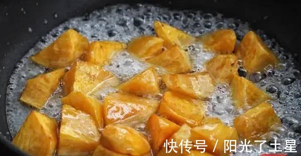 开胃|红薯这样做太惊艳了，香甜软糯又开胃，出锅盘子都被舔干净！