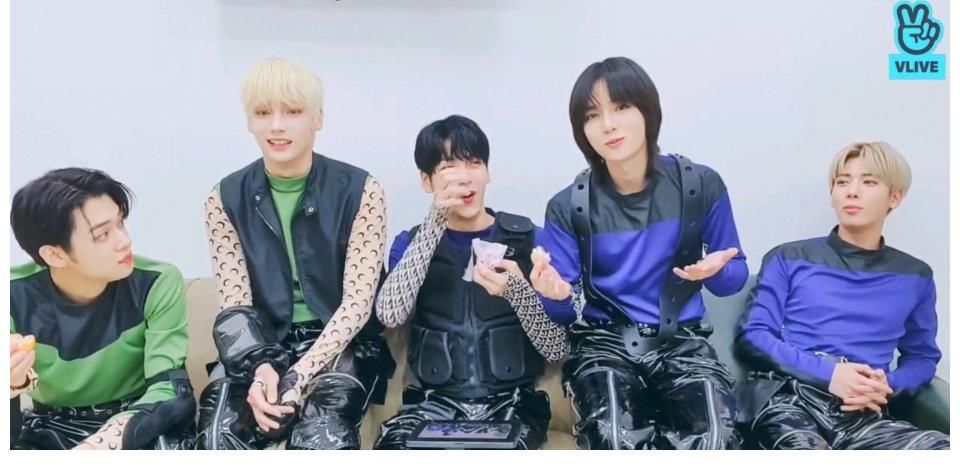 練習生|TXT直播聊ENHYPEN，然竣秀彬：明明練習生時很親，怎么突然變尷尬