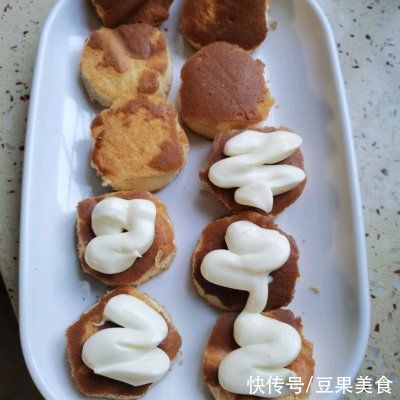 沙拉酱|抱抱果+肉松小贝