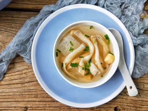 60岁老渔民告诉你，这3种海产品虽然外观恶心，但其味道鲜美无比