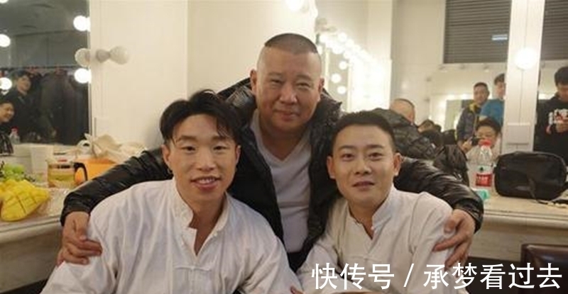 哈尔滨|烧饼参加《打卡吧!吃货团》,一身东北花衣,风头直接盖过岳云鹏