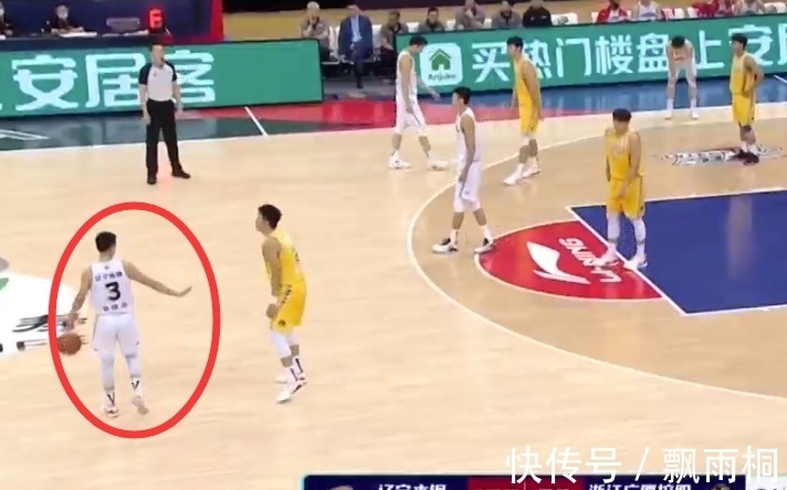 杨鸣|4分钟轰出15-3,差8分换3阵,教练提前握手,CBA联赛你看懂了吗?