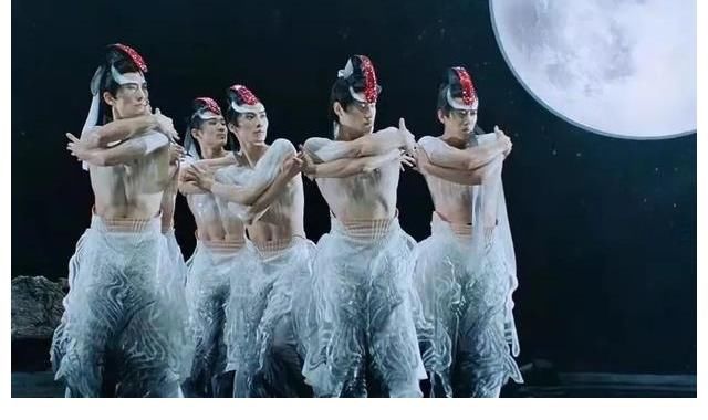 河南卫视|河南卫视再次破圈，中秋奇妙游超精彩，周深《若思念便思念》绝了