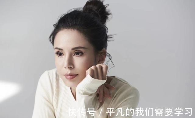 洗面奶 过了50岁,再懒也要学会这4种护肤方法,养成好皮肤并不难!