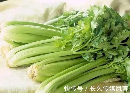 西红柿|黄瓜尽量不要与这三种食物搭配，西红柿在内，不妨来了解下