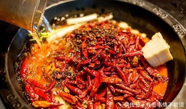 法国靓妹在中国吃了一次火锅,吃完后吐槽中国人的话不能信!