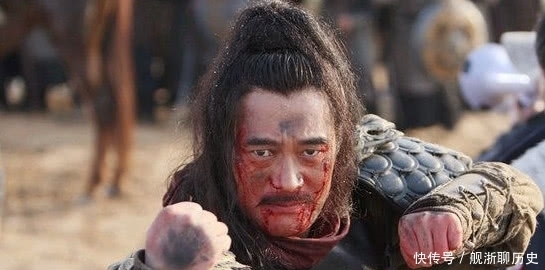 受益|阮小七因穿龙袍被贬,柴进因此受益,却害了另2位好汉丢了官职