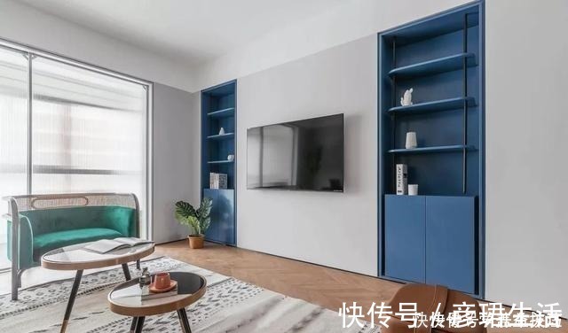 阳台|越来越多家庭在客厅和阳台之间选这些隔断，好看实用，还改善格局！