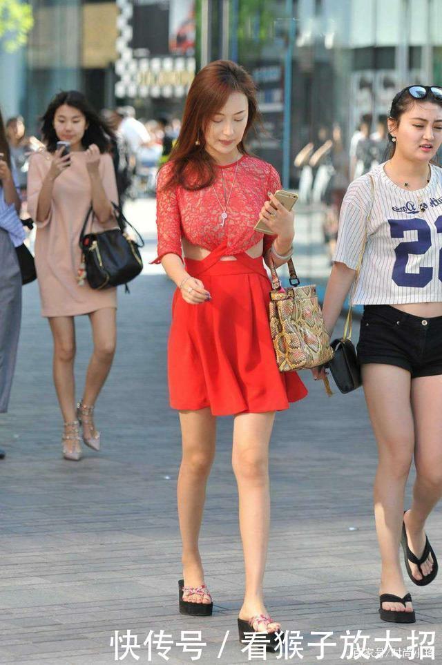 红红火火|气质美女,穿着一身红裙子,红红火火之美