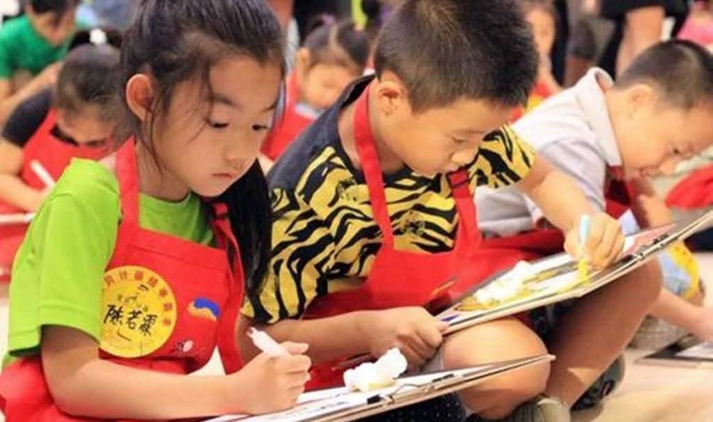 兴趣班|李玫瑾孩子6岁前这三种“兴趣班”没必要报,没啥用白交智商税