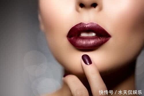 中老年人|血液粘稠的人,脸部有3个征兆,若没有,说明血管不是太堵