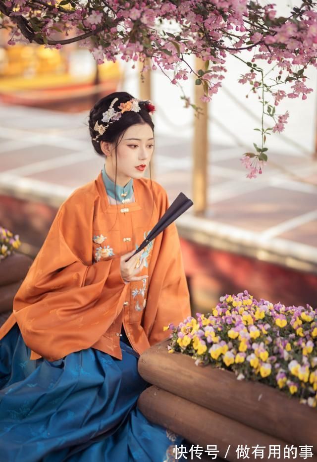 饱和度|别人穿汉服像“卖家秀”,你穿汉服却像“买家秀”原因出在这里
