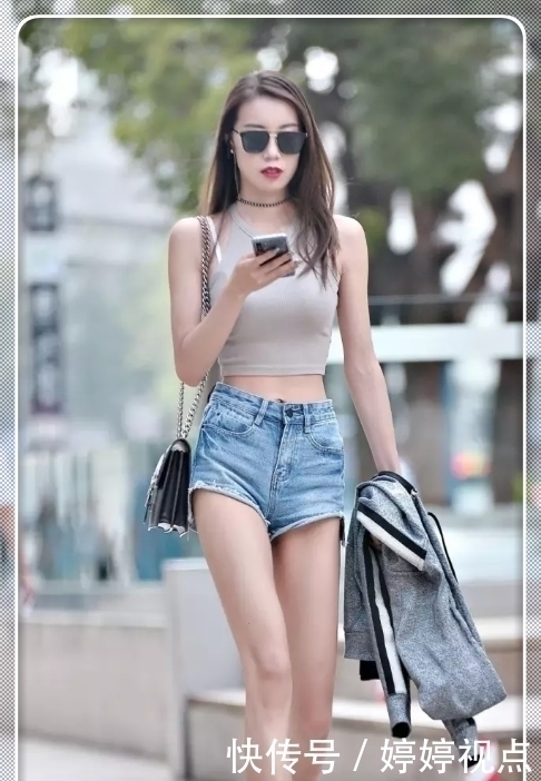 时尚穿搭背心搭配短裤,小姐姐完美驾驭时尚,网友小清新