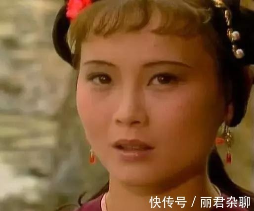 小红@红楼梦中最不起眼的丫鬟, 连贾宝玉都想让她服侍, 却未能如愿