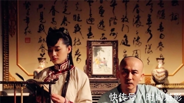 郑板桥$一和尚向郑板桥求对联,上联:凤来禾下鸟飞去,看完下联尴尬了