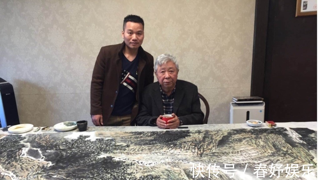 影帝&荣宝斋签约画家张照兵,被誉为“天才画家”,画作被影帝收藏