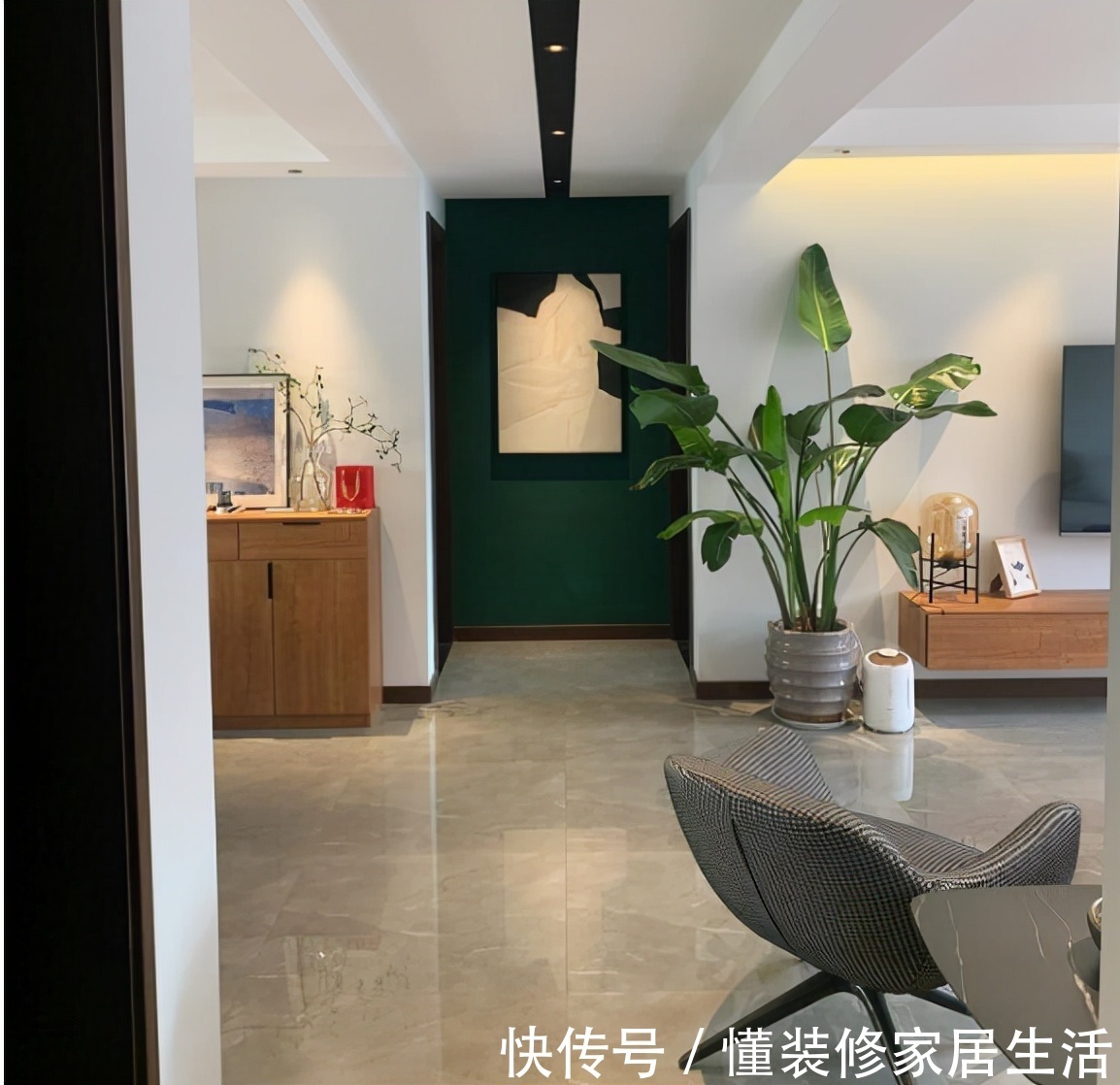 客餐厅|为什么现在会流行灰色地砖？有何优缺点？选购前你需要知道这些