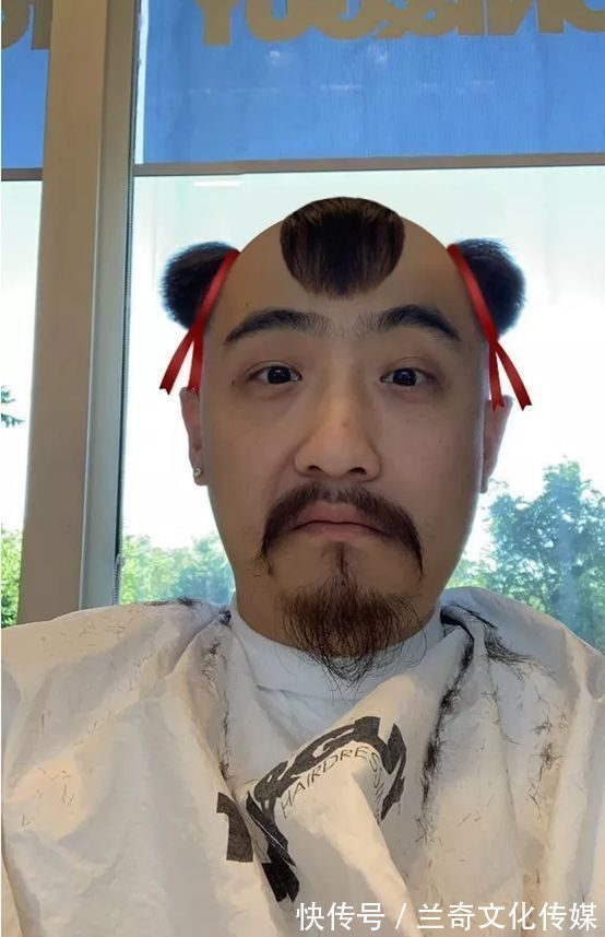 |PS搞笑恶搞:求大神换个比较美的背景