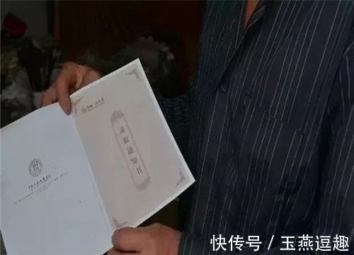 篆刻家|黄九西:白天扎钢筋晚上练篆刻,被人大画院破格录取,他水平如何